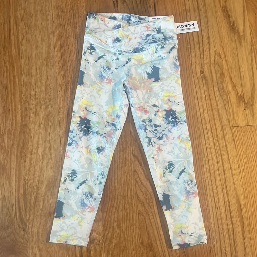 NWT leggings